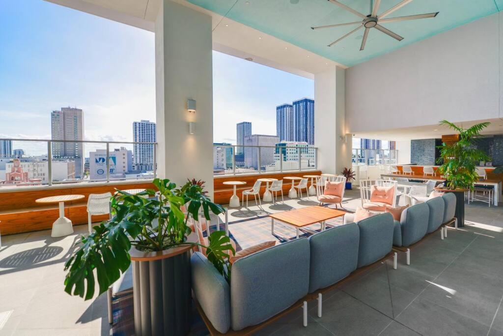 Stylish Stay In The Heart Of Miami - Walk To Bayside & Bayfront Park Exterior photo