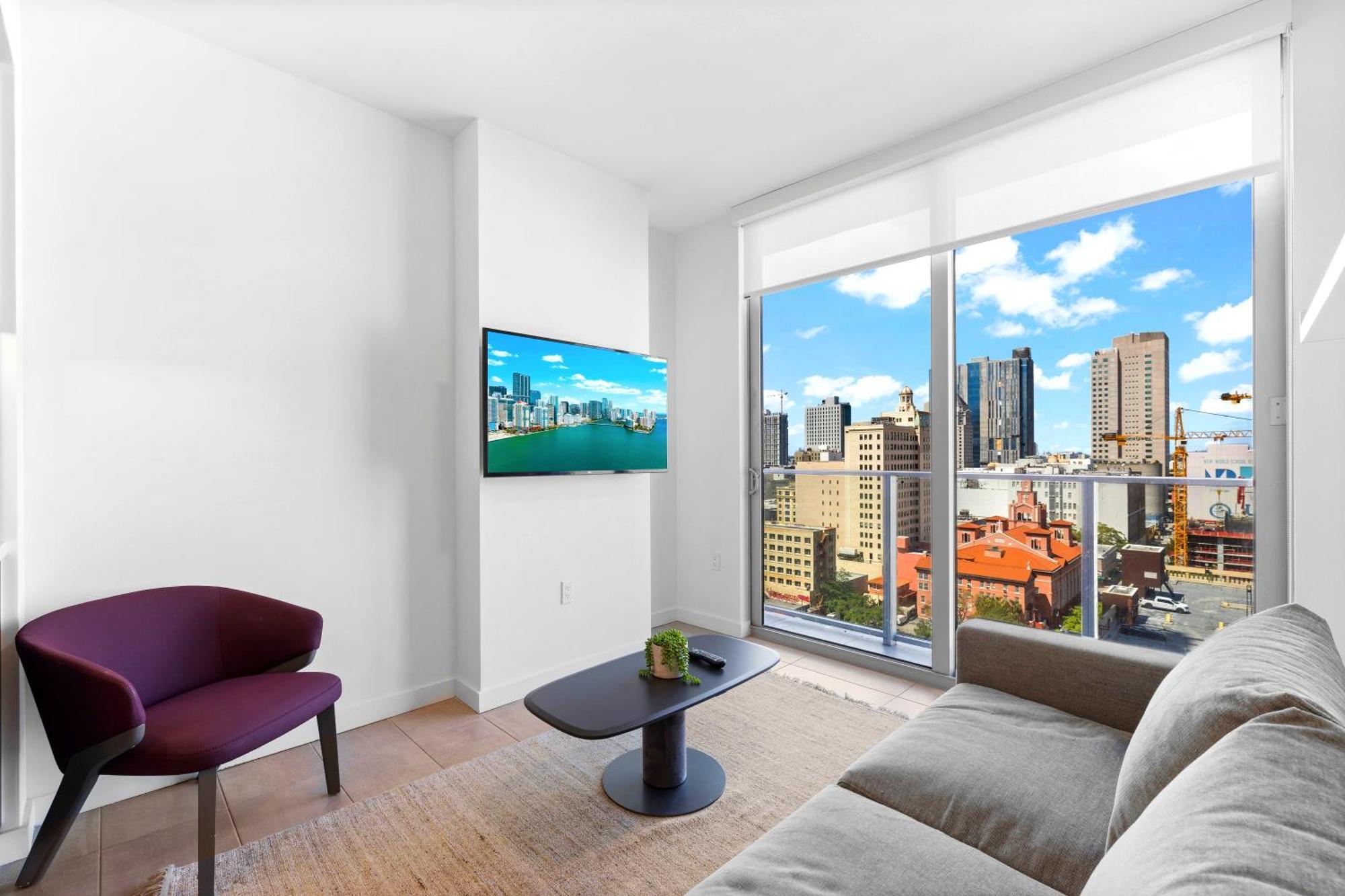 Stylish Stay In The Heart Of Miami - Walk To Bayside & Bayfront Park Exterior photo