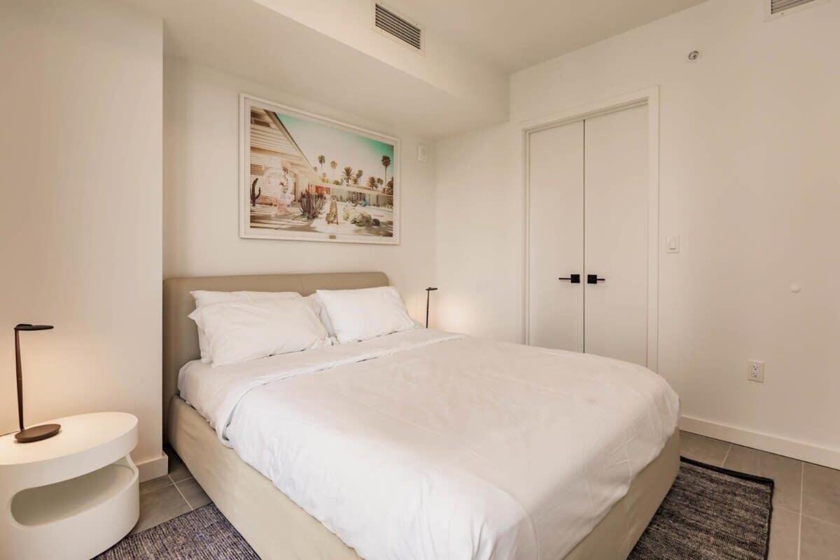 Stylish Stay In The Heart Of Miami - Walk To Bayside & Bayfront Park Exterior photo