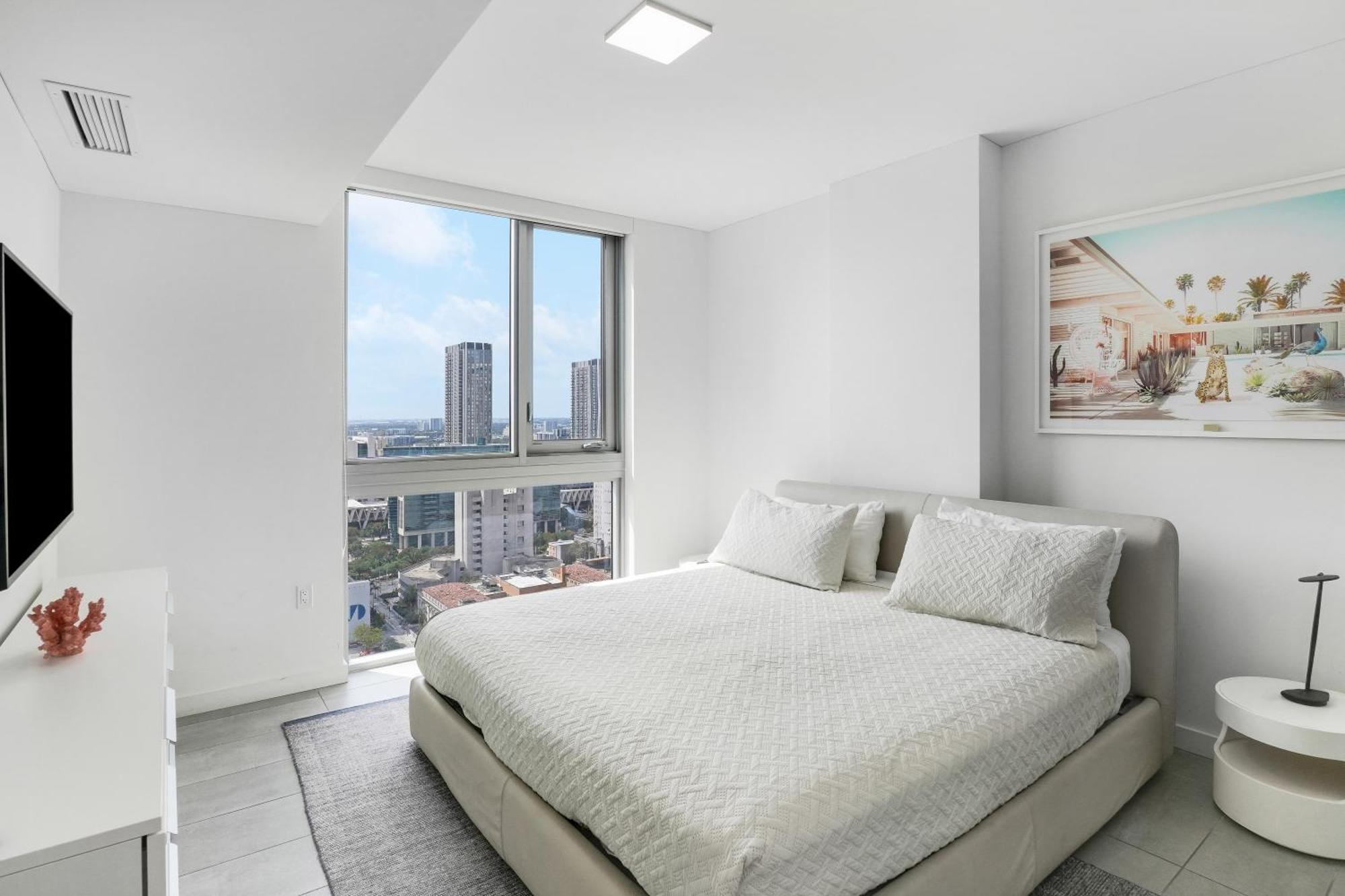 Stylish Stay In The Heart Of Miami - Walk To Bayside & Bayfront Park Exterior photo