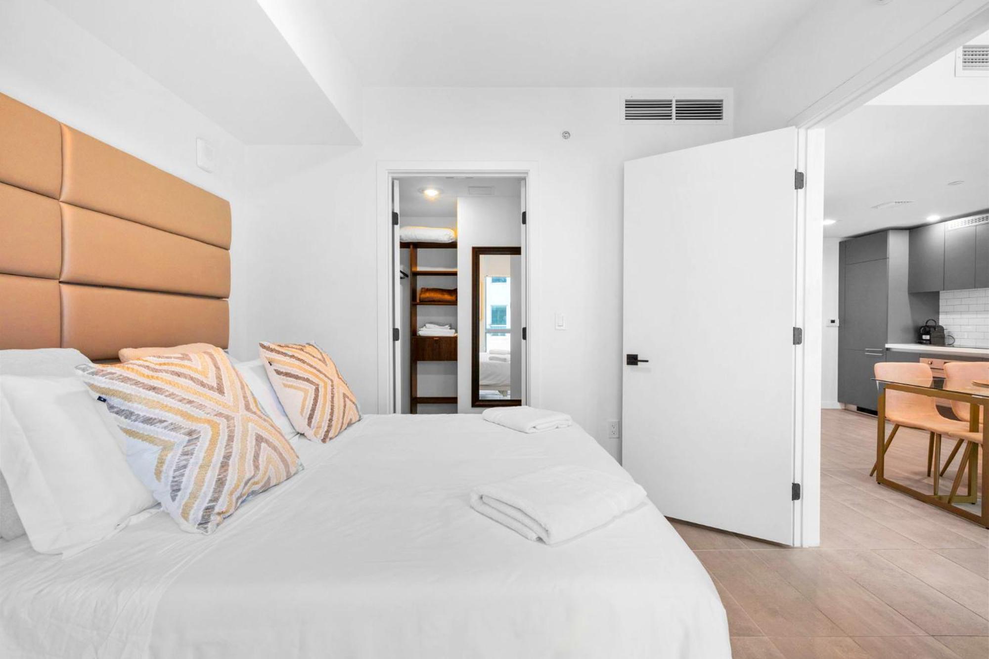 Stylish Stay In The Heart Of Miami - Walk To Bayside & Bayfront Park Exterior photo