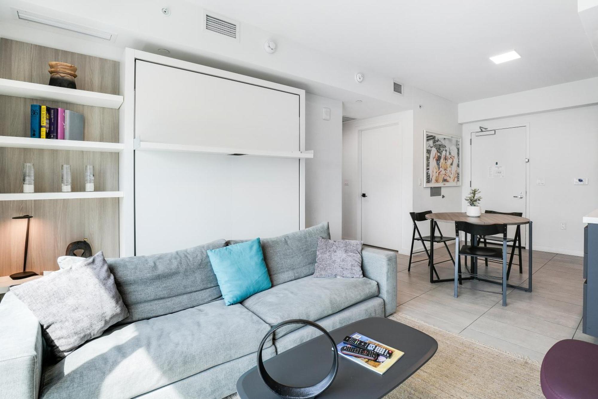 Stylish Stay In The Heart Of Miami - Walk To Bayside & Bayfront Park Exterior photo
