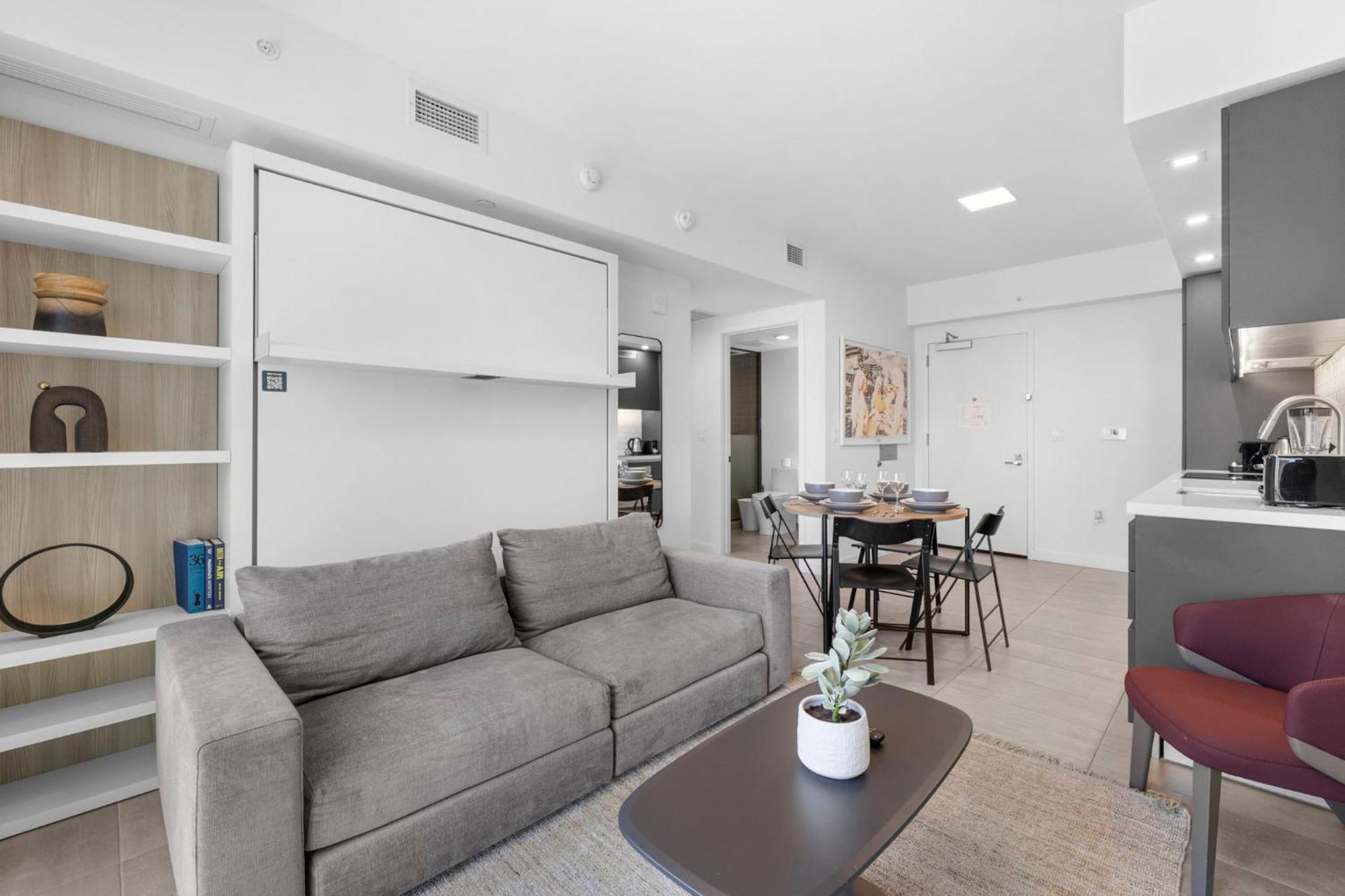 Stylish Stay In The Heart Of Miami - Walk To Bayside & Bayfront Park Exterior photo